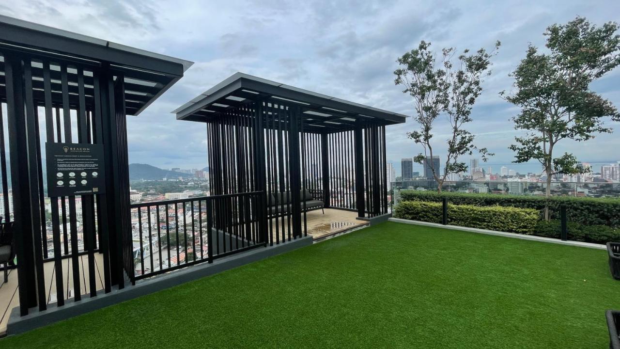 Apartment Beacon Executive #georgetown #rooftoppool #spacious #13a George Town